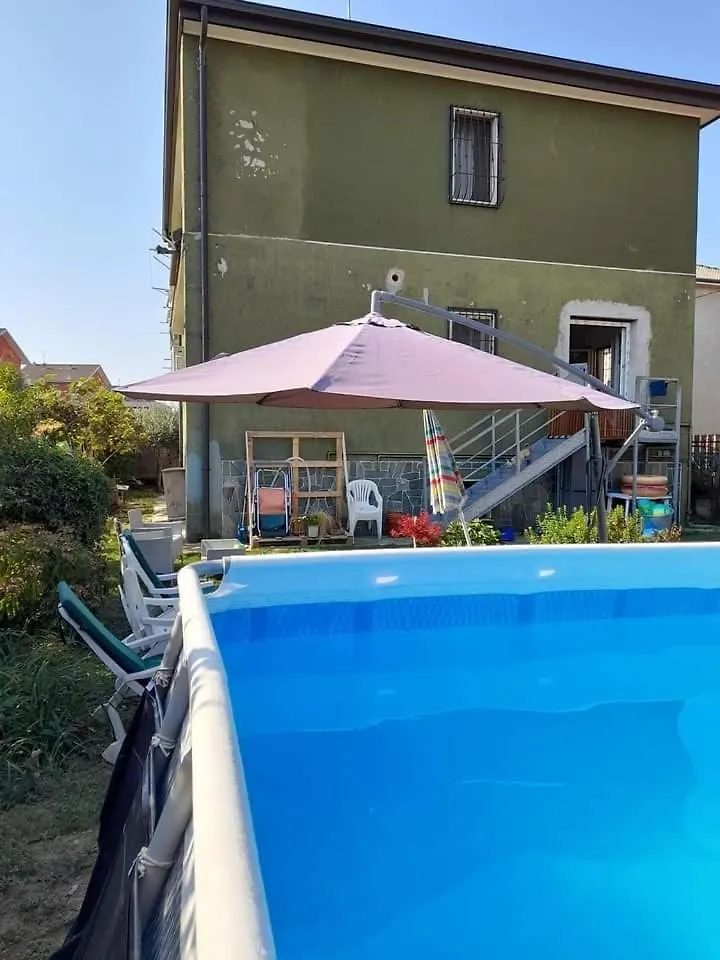 Rho Fiera-Ospedale Galeazzi 5Min Apartment 0*,  Italy